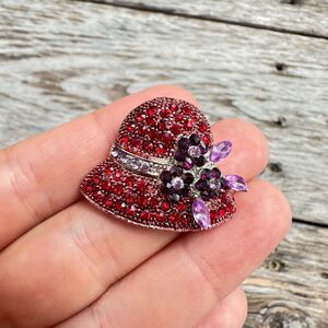 Vintage Jewelry Red Rhinestone Hat Brooch Pin
